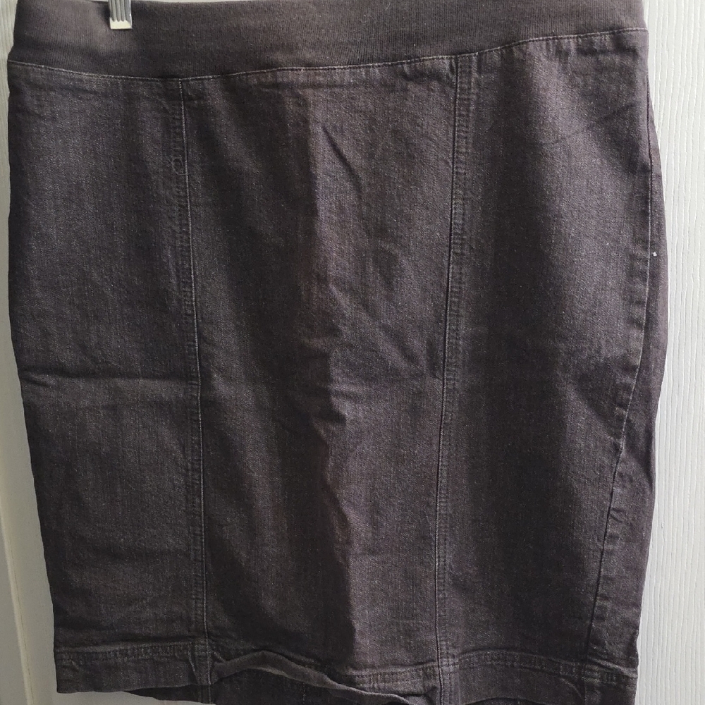 Avenue Dark Chocolate Denim Pencil Skirt Size 14